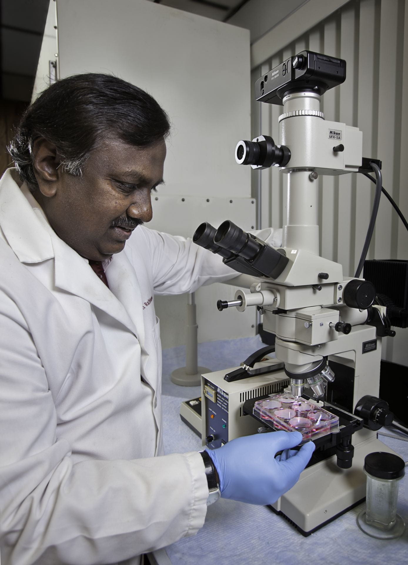 Dr. Rahinavelu